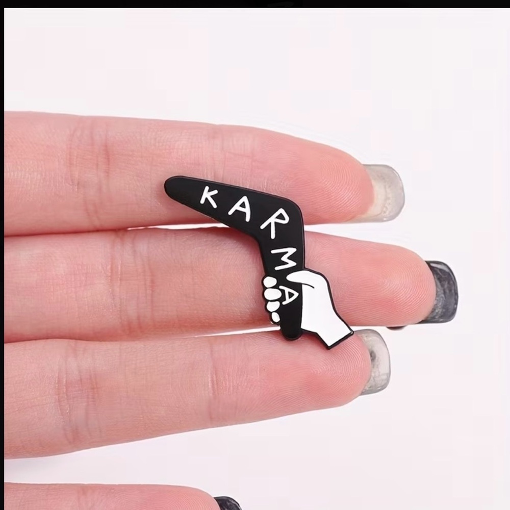 Black and White Karma Boomerang Pin - Picture 3 of 4